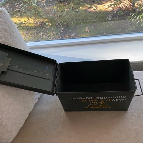 Metal USA Ammo Box, Ammunition Box, Water Tight~Anything Important Storage Box - Picture 8 of 14